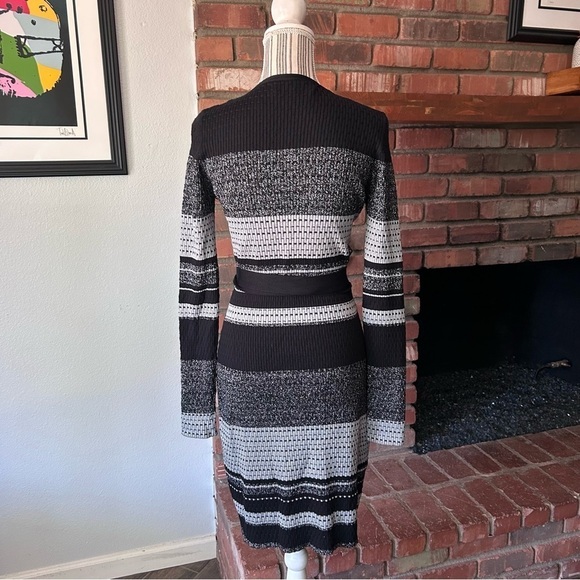 Diane Von Furstenberg Metallic Striped Long Sleeve Knit Wrap Dress Black Silver - Picture 8 of 11